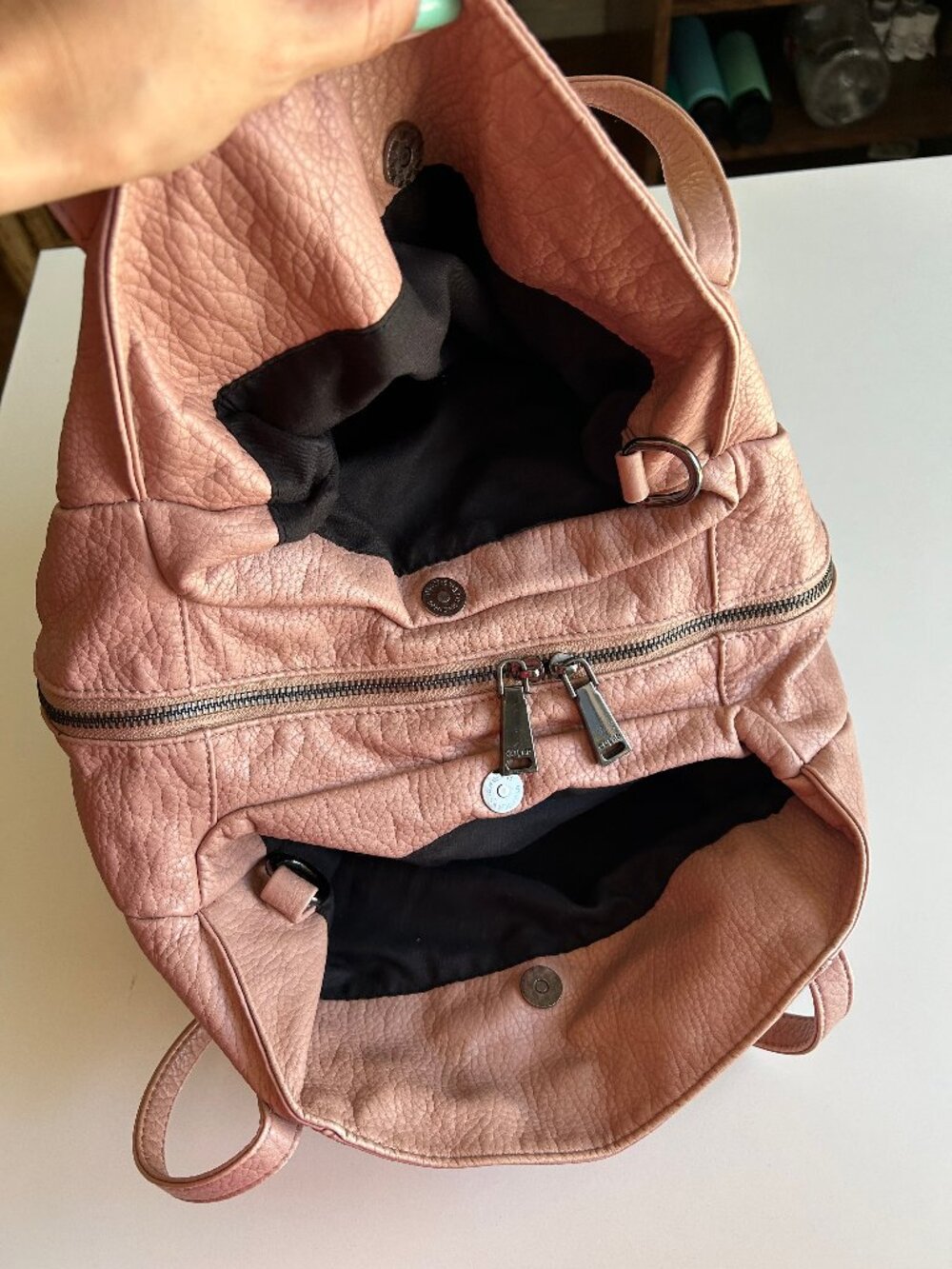 Designer Bag CoLab brand Beautiful blush pink slouchy shoulder softcomfy leather - Picture 6 of 11